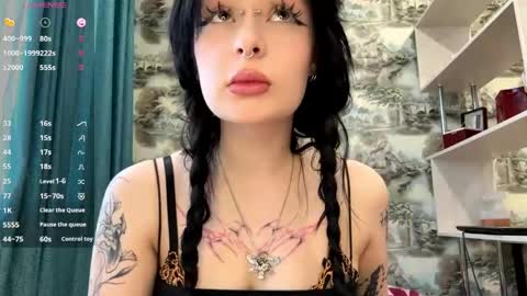 Snapshot of leanorabollman chatting on April 22, 2026, 3:35 pm Kiki online show from April 22, 2026, 3:35 pm