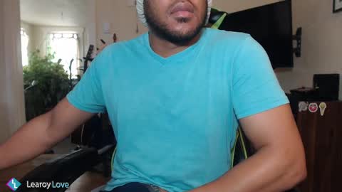 Snapshot of learoy chatting on February 24, 2025, 6:15 pm Learoy online show from February 24, 2025, 6:15 pm