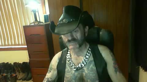leathergreaser online show from March 18, 2026, 11:08 pm