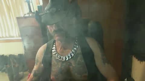 leathergreaser online show from April 28, 2026, 5:56 am