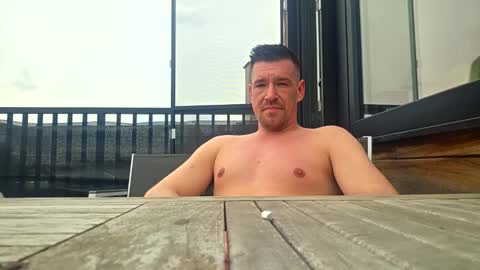 Snapshot of leatherjacketlove chatting on April 10, 2026, 2:33 pm leatherjacketlove online show from April 10, 2026, 2:33 pm