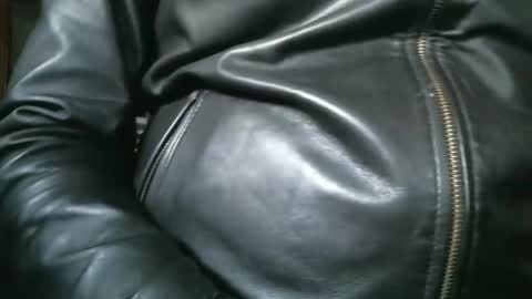 Leathermotocross online show from October 14, 2025, 4:19 pm