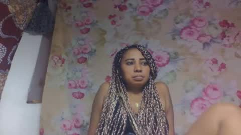 leatiana online show from March 17, 2026, 12:37 am