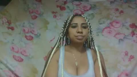 leatiana online show from April 21, 2026, 3:07 pm