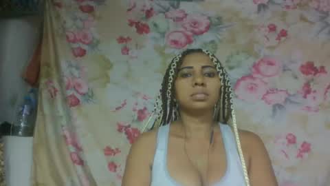 leatiana online show from April 25, 2026, 1:25 pm