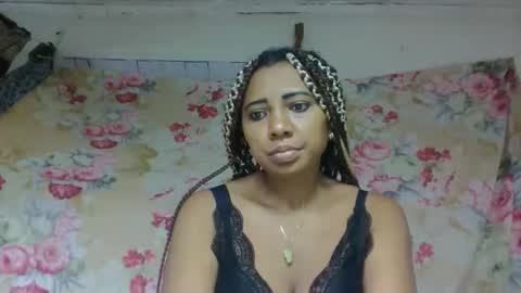 leatianaa online show from May 16, 2026, 7:05 am