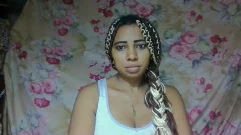 leatianaa online show from May 19, 2026, 6:42 am