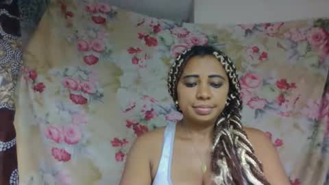 leatianaa online show from May 19, 2026, 6:47 pm