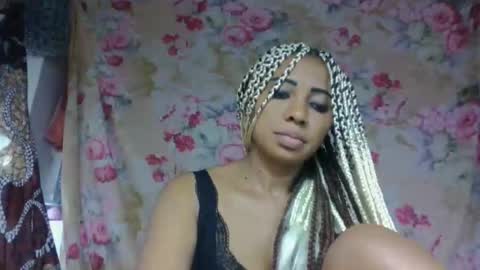 leatianaa online show from May 21, 2026, 8:43 am