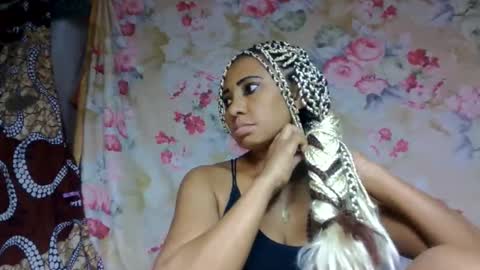 leatianaa online show from May 22, 2026, 10:32 am