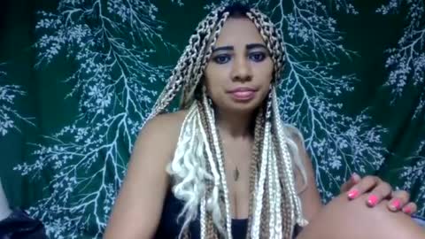 Snapshot of leatianaa chatting on July 6, 2026, 6:10 pm leatianaa online show from July 6, 2026, 6:10 pm