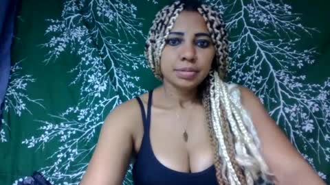 Snapshot of leatianaa chatting on July 14, 2026, 11:10 pm leatianaa online show from July 14, 2026, 11:10 pm