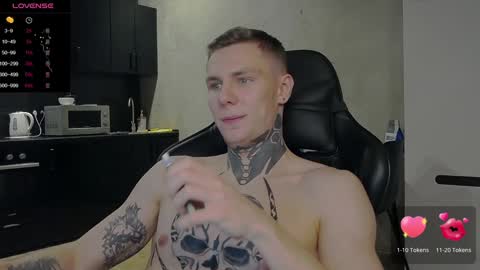 Snapshot of lechery_boy chatting on December 15, 2024, 10:28 am Lechery boy online show from December 15, 2024, 10:28 am