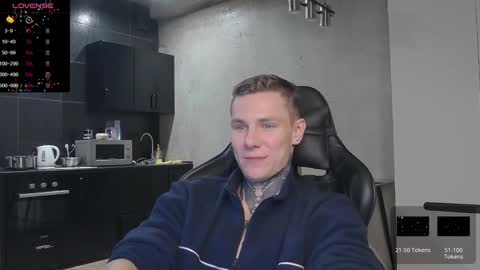 Snapshot of lechery_boy chatting on December 24, 2024, 6:17 pm Lechery boy online show from December 24, 2024, 6:17 pm