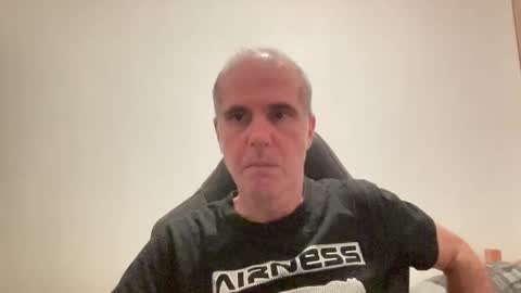 Snapshot of ledruideoliver chatting on December 14, 2024, 7:46 pm ledruideoliver online show from December 14, 2024, 7:46 pm