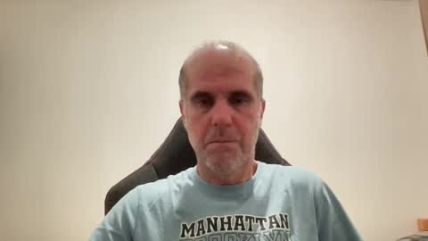 Snapshot of ledruideoliver chatting on December 19, 2024, 8:23 pm ledruideoliver online show from December 19, 2024, 8:23 pm
