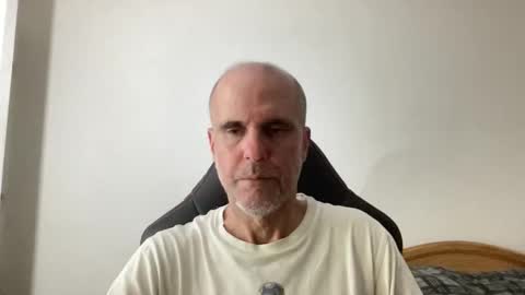 Snapshot of ledruideoliver chatting on February 18, 2026, 6:26 pm ledruideoliver online show from February 18, 2026, 6:26 pm