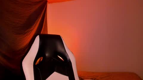 Snapshot of leejhonsonnn chatting on December 30, 2024, 10:34 pm leejhonsonnn online show from December 30, 2024, 10:34 pm