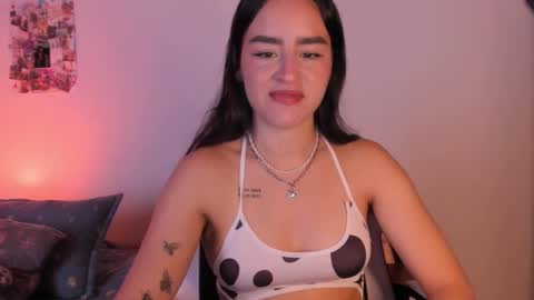 Snapshot of leejhonsonnn chatting on February 6, 2025, 2:15 pm leejhonsonnn online show from February 6, 2025, 2:15 pm