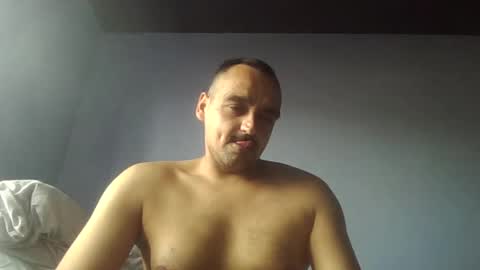 Snapshot of leemo2021 chatting on March 1, 2025, 9:40 am leemo2021 online show from March 1, 2025, 9:40 am