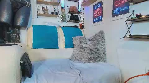 leenar_key online show from July 27, 2026, 11:34 pm