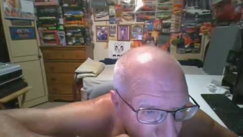 leezamm1132 online show from April 25, 2026, 10:07 am