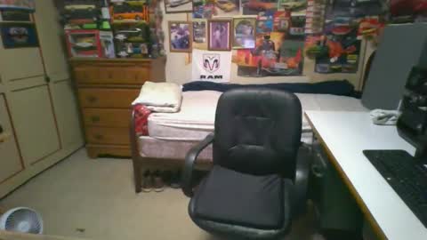 leezamm1132 online show from May 1, 2026, 4:17 am