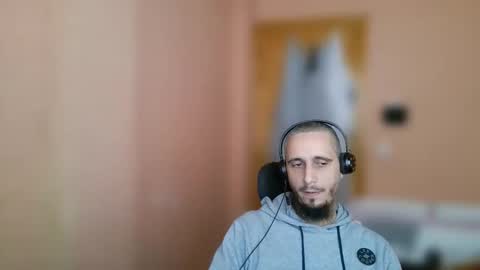 Snapshot of lefrenchiies chatting on January 13, 2026, 10:09 am lefrenchiies online show from January 13, 2026, 10:09 am