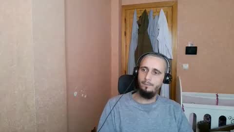 Snapshot of lefrenchiies chatting on February 3, 2026, 11:26 am lefrenchiies online show from February 3, 2026, 11:26 am