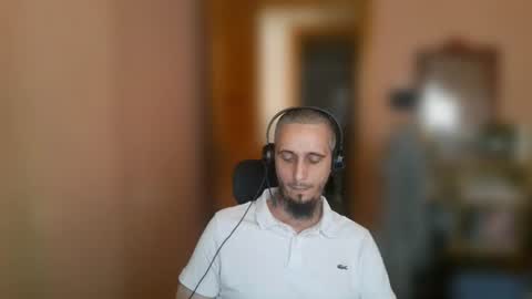 Le Frenchiies online show from June 30, 2026, 1:01 pm