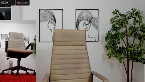 Snapshot of legswattitude chatting on January 13, 2025, 10:03 am Elle online show from January 13, 2025, 10:03 am