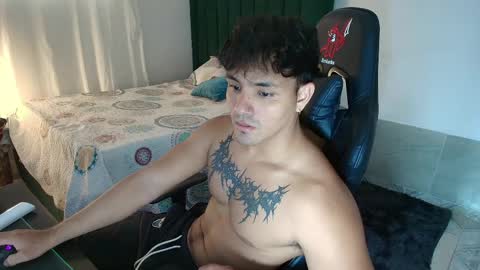  Lei  online show from May 14, 2026, 7:53 pm