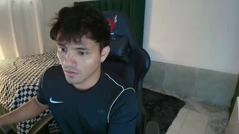  Lei  online show from June 3, 2026, 9:31 pm