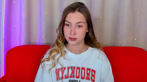 Snapshot of leiawow chatting on November 14, 2025, 8:46 am leiawow online show from November 14, 2025, 8:46 am