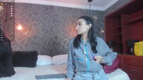 LEIGH ANGELS online show from February 25, 2026, 3:16 am