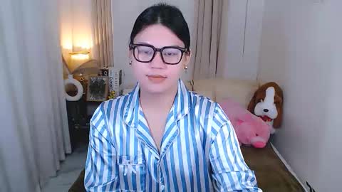 Cailey online show from September 12, 2025, 1:49 am