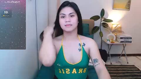 Snapshot of leighcortesi chatting on June 25, 2026, 4:11 pm Cailey online show from June 25, 2026, 4:11 pm