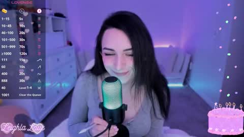 Snapshot of leighlalove chatting on November 18, 2025, 4:06 am Leighla online show from November 18, 2025, 4:06 am