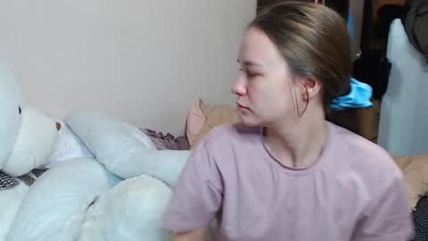 leila_bambi online show from December 9, 2024, 9:06 am