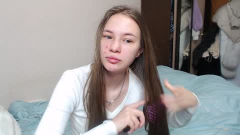 leila_bambi_ online show from February 5, 2025, 8:43 am