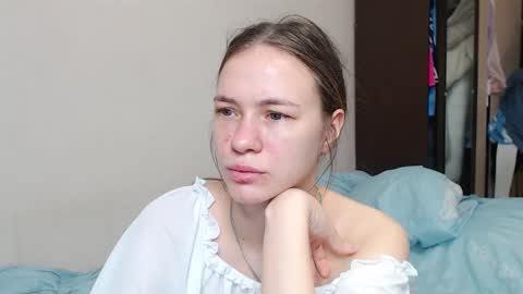 leila_bambi_ online show from February 10, 2025, 2:26 pm