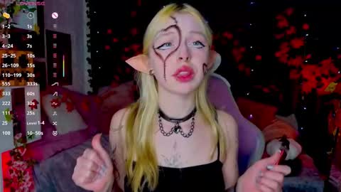 Snapshot of leiladwight chatting on October 31, 2025, 5:36 pm Leila online show from October 31, 2025, 5:36 pm