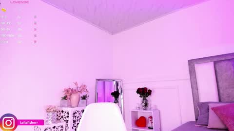 Leila online show from March 15, 2026, 9:10 pm