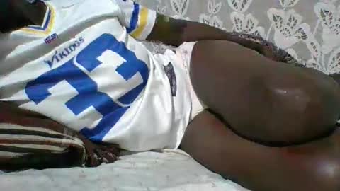 leilah_cute online show from March 10, 2026, 3:33 am