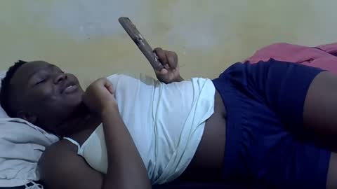 leilah_cute19 online show from April 29, 2026, 12:20 pm