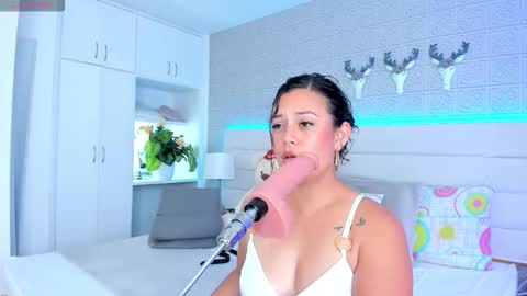   online show from January 14, 2026, 9:20 pm