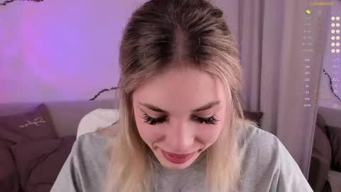 leilalafleur_ online show from May 3, 2026, 3:34 am