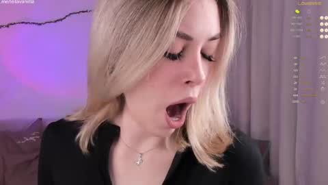 Snapshot of leilalafleur_ chatting on June 10, 2026, 4:23 am leilalafleur_ online show from June 10, 2026, 4:23 am