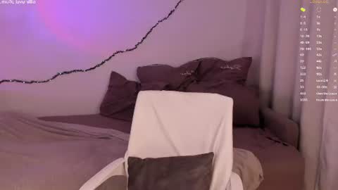 Snapshot of leilalafleur_ chatting on July 14, 2026, 10:21 am leilalafleur_ online show from July 14, 2026, 10:21 am