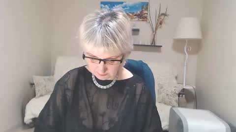 Leila Kinky online show from February 10, 2025, 2:30 am